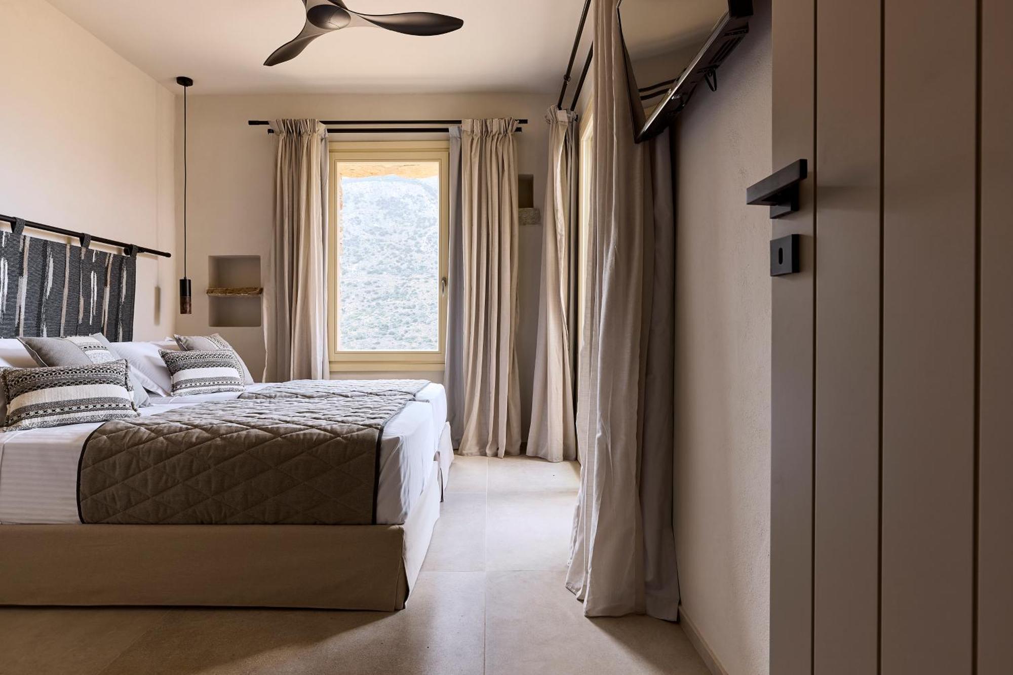 Apsila Pool Suites Kamares  Chambre photo